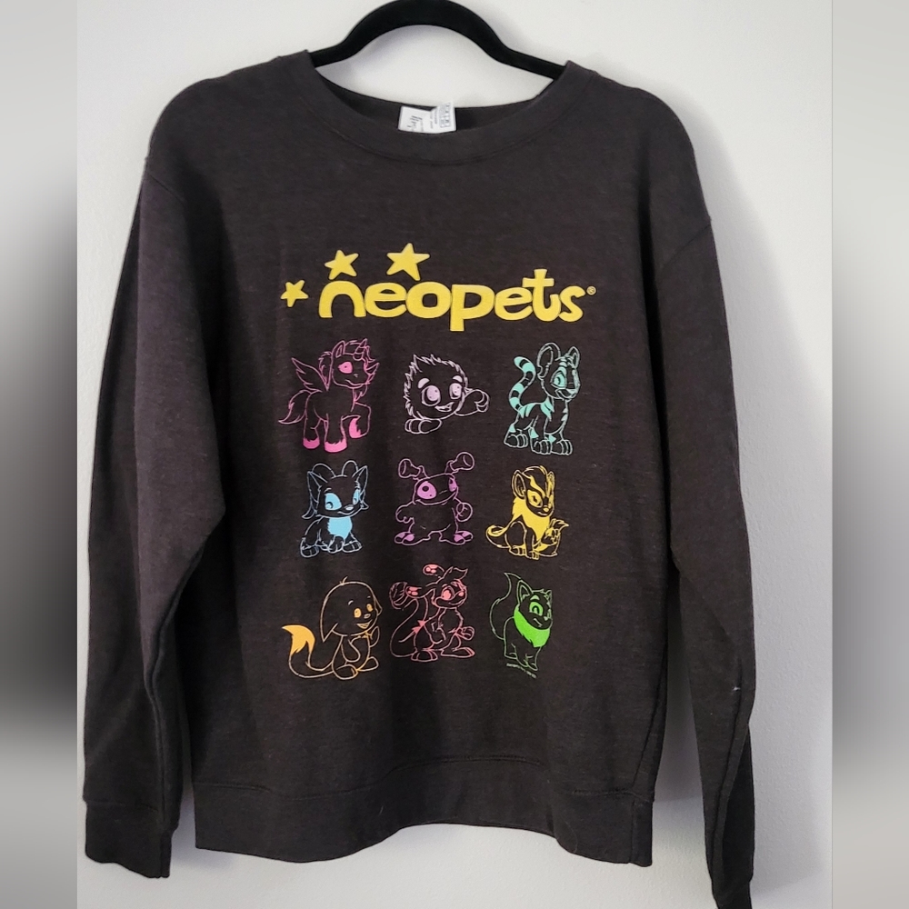 Neopets grey hot topic sweater Medium